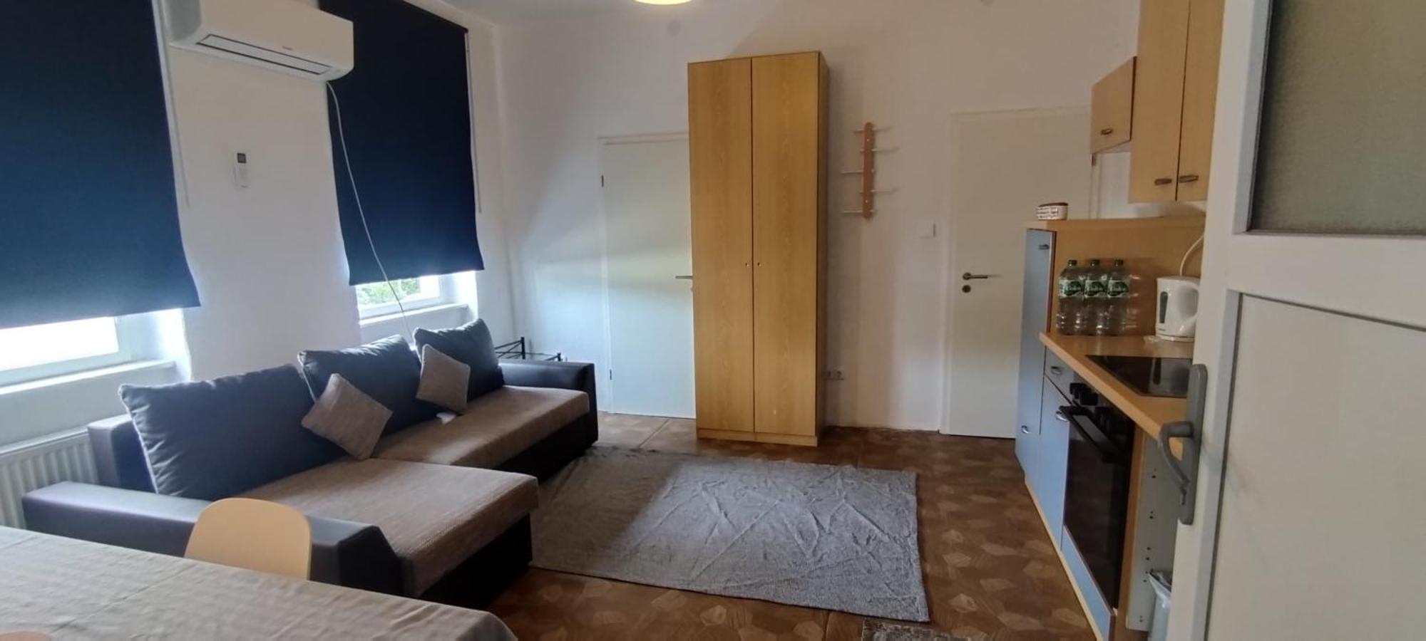 Daily Weekly Monthly Apartment Глаухау Екстериор снимка