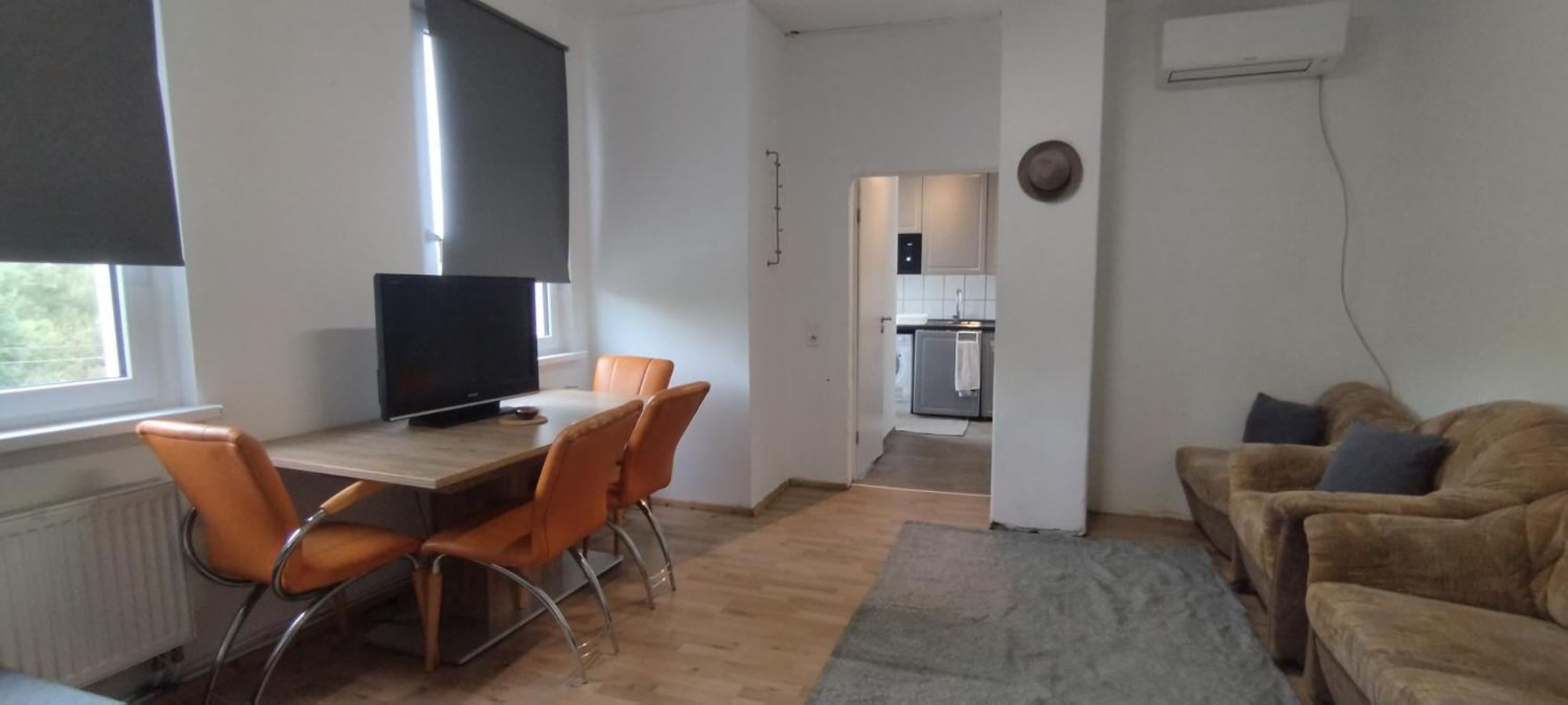 Daily Weekly Monthly Apartment Глаухау Екстериор снимка
